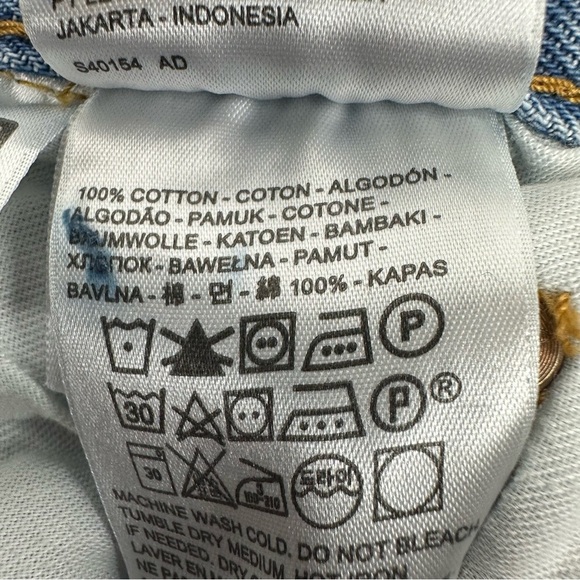 Levi's Men's 501 Size 30 x 30.7 Original Regular Fit Straight Leg Jeans - Picture 13 of 14